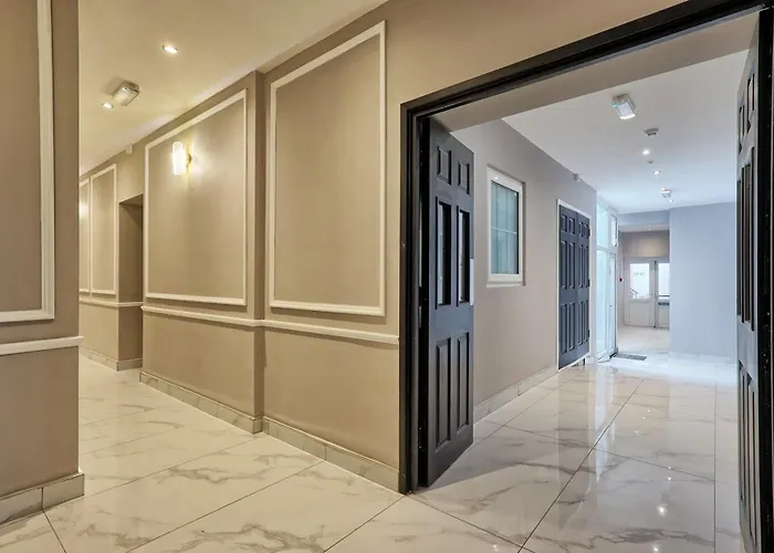 Reeha'S Hotel Apartments